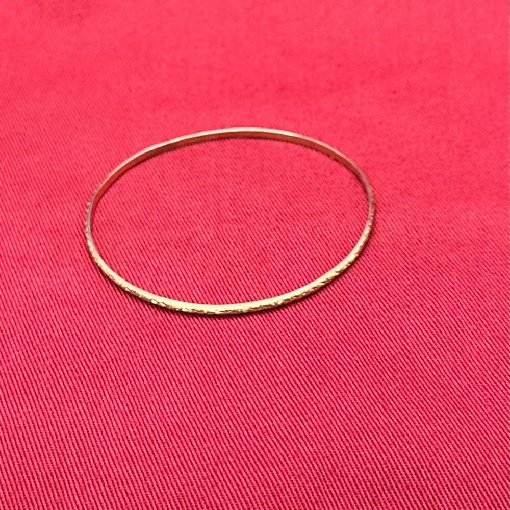 Elegant Gold-Tone Textured Bangle Bracelet - Women